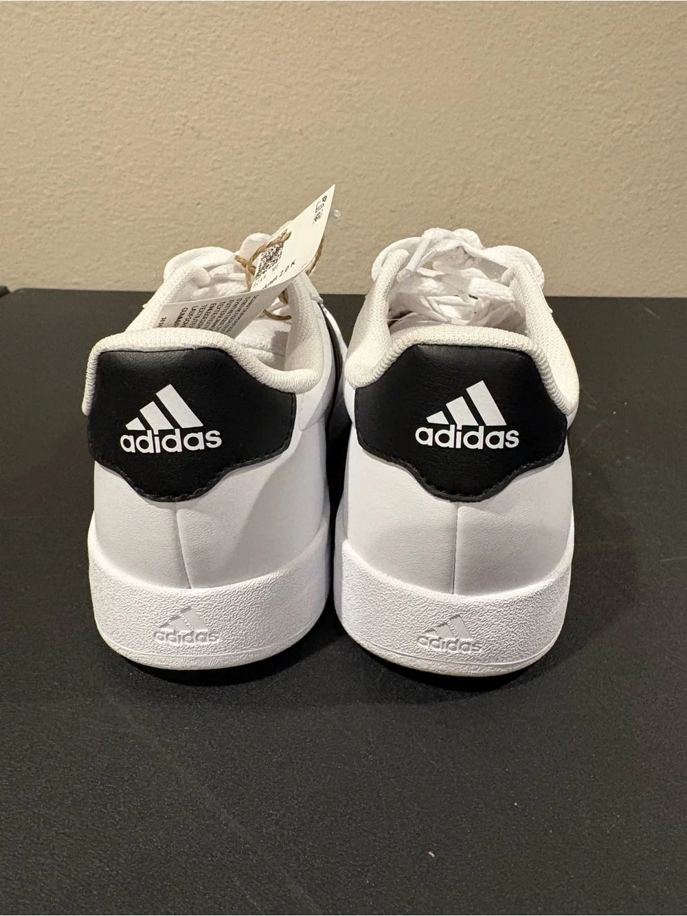 Adidas Breaknet 2.0 Kids White Tennis School Shoes Youth Size 4Y
